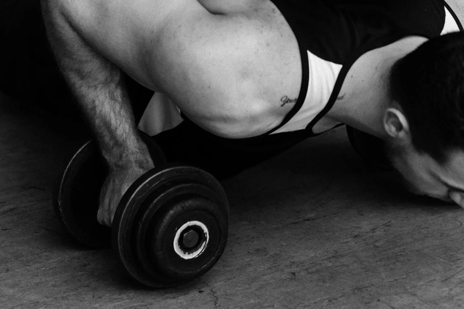 Sesion de fuerza en el estudio BEYOND